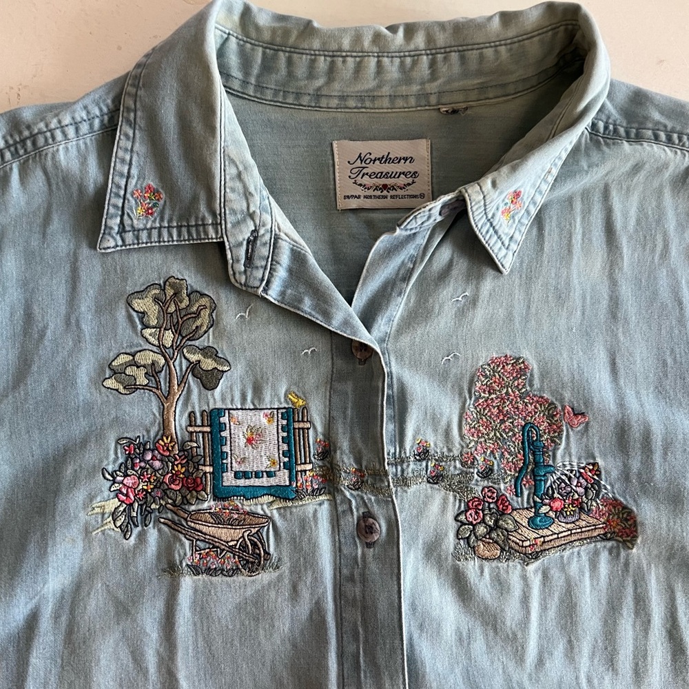 Northern treasures vintage embroidered top